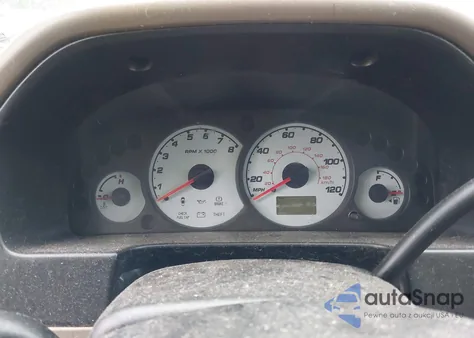 2001 Ford Escape Xls z USA, uszkodzony, nr VIN 1FMYU01141KA46852